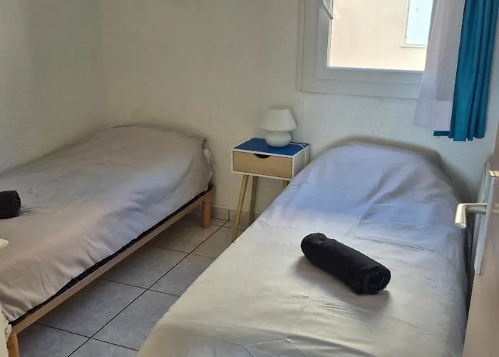 Le Pecherie, T3 Superbe Vue Mer, Parking, Clim, Wifi *