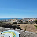 Le Pecherie, T3 Superbe Vue Mer, Parking, Clim, Wifi *