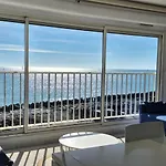 Le Pecherie, T3 Superbe Vue Mer, Parking, Clim, Wifi 아파트