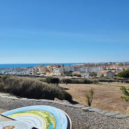 Le Pecherie, T3 Superbe Vue Mer, Parking, Clim, Wifi *